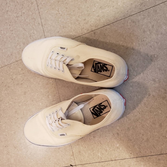 Shoes - Picture 2 of 2